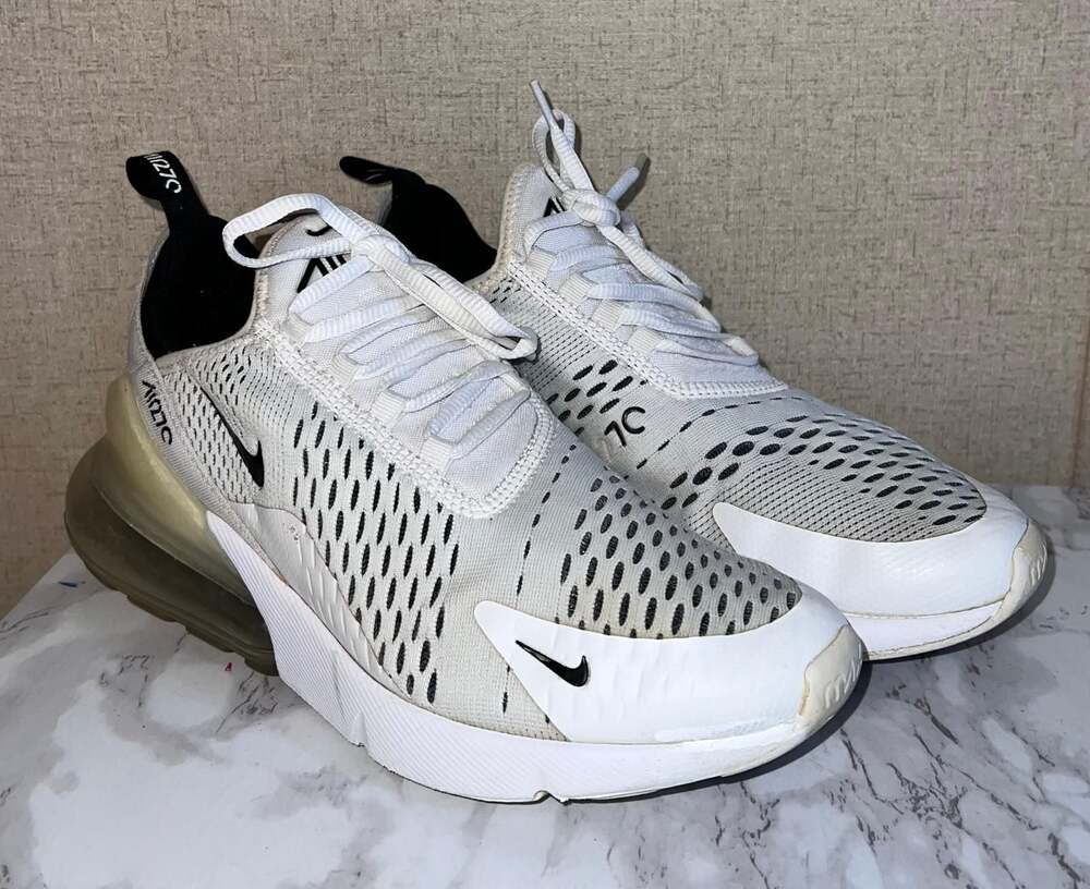 Women's Nike Air Max 270 Size 9.5 White/Gray/Black Athletic Sneaker Gym Shoes